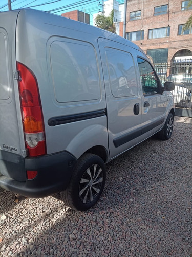 Imagen 2 de 15 de Renault Kangoo Confort 1.6 (2013 ; 145.000km;nafta/gnc)
