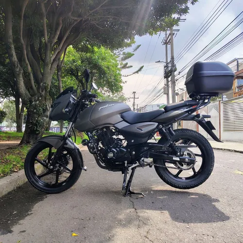 Bajaj Pulsar 180 Gris Asfalto 2022