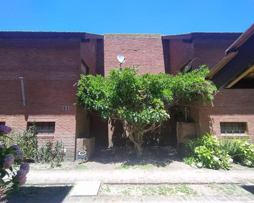 Duplex En Venta Besugo Nº 905 Unidad 3 Con Parrilla Y Cochera (triplex)