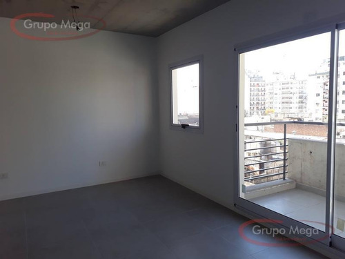 Imagen 9 de 11 de Departamento - Floresta/ Exc Amb Con Balcon