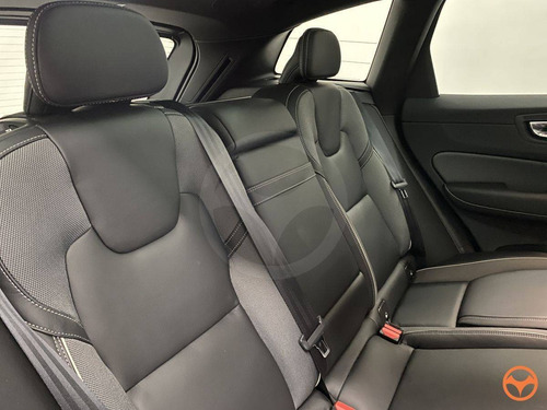 Imagem 14 de 15 de Volvo Xc60 2.0 T8 Hybrid R-design Awd Geartronic
