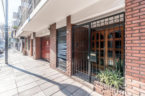 Piso De 4 Ambientes - A Metros De Rivadavia - Floresta