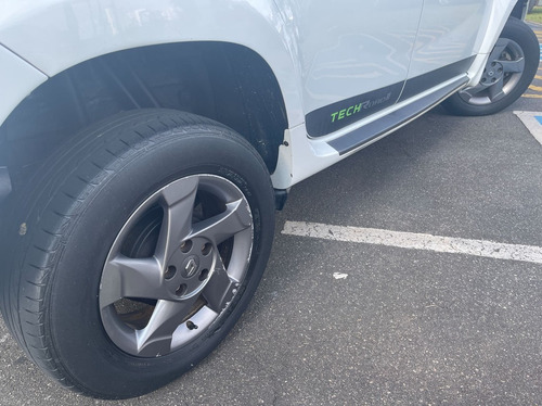 Imagem 4 de 14 de Renault Duster 2.0 Dynamique 4x2 16v