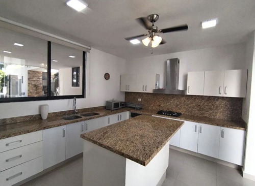 Casa En Renta En Temozon, Privada Tanaj