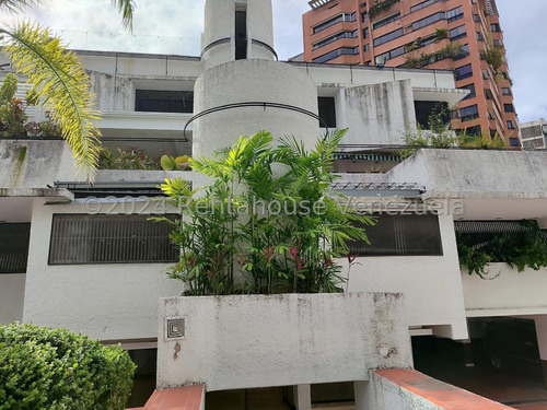Apartamento En Venta  Urb. La Florida Caracas. 24-16914 Yf