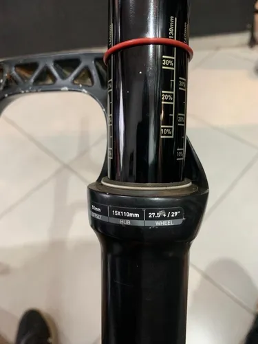Suspensão Rock Shox Yari 29 150mm , Pike, Lyrik | MercadoLivre Suspensão Rock Shox Yari 29 150mm , Pike, Lyrik | MercadoLivre