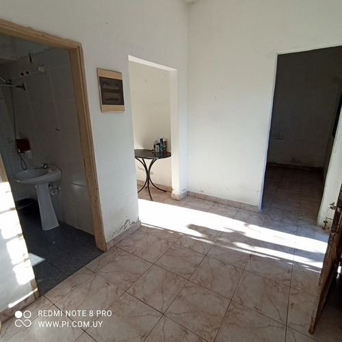 Imagen 4 de 11 de Venta Casa En Villa Española De 2 Dormitorios Ideal Inversor