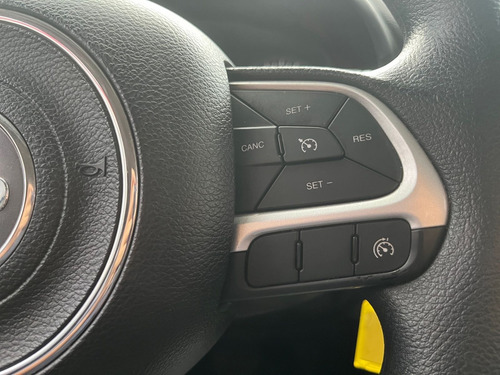 Jeep Renegade Sport 1.8 4x2 Flex 16V Aut.