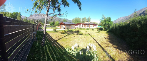 Casa De Cinco Ambientes En Terreno De 2500 M2 (so-32)