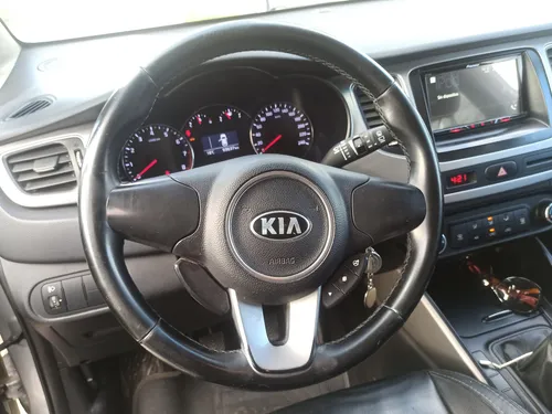 Kia Carens 2.0 Suv Ex