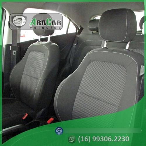 Imagem 8 de 10 de Chevrolet Onix 1.0 Mpfi Joy 8v Flex 4p Manual