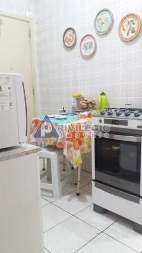 Apartamento À Venda, 2 Quartos, Copacabana - Rio De Janeiro/rj - 16415