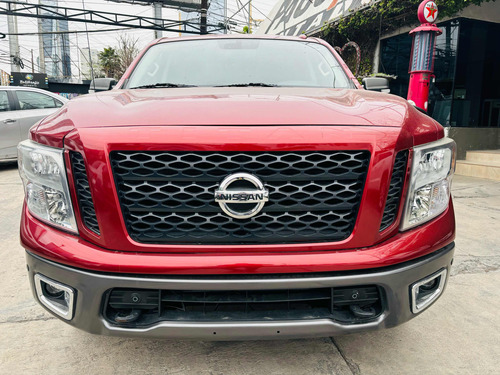 Nissan Titan Sv 2018 4x4 Pick Up 4 Puertas