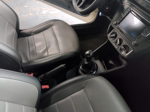 Volkswagen Saveiro 1.6 16v Cross Cab. Dupla Total Flex 2p