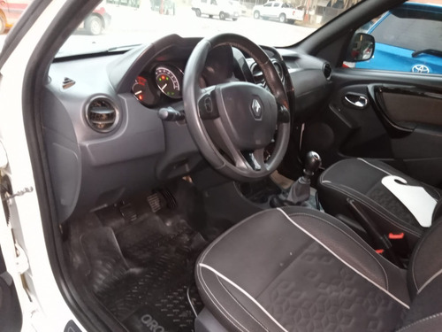 Imagen 5 de 8 de Renault - Duster Oroch Outsider Plus 2.0
