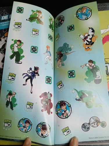 Ben 10 El Secreto De Omnitrix Con Stickers Súper Juegos N° 1 (Usado)