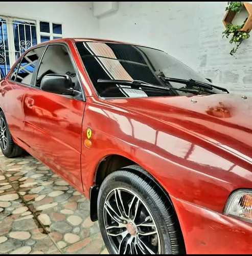 Mitsubishi Lancer 1.3 Gl 5 p