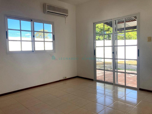 Imagen 19 de 30 de Colonia Del Sacramento - Importante Propiedad 2 Casas En Venta