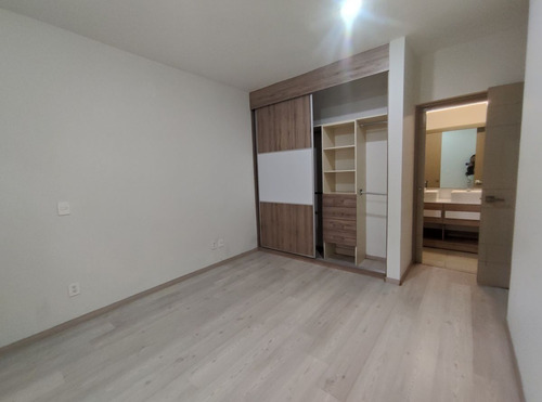 ¡tu Nuevo Hogar Te Espera En Calzada De La Viga!