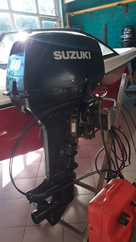 Motor Suzuki 40 2t 2013  