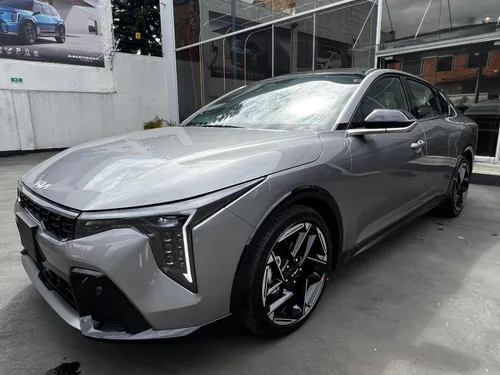 Kia K4 Gt Line 2025