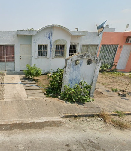 Casa De Recuperación Bancaria, Calle Pino Piñonero, Colonia Geovillas Rincón De Los Pinos, Veracruz, Veracruz. ¡no Creditos!