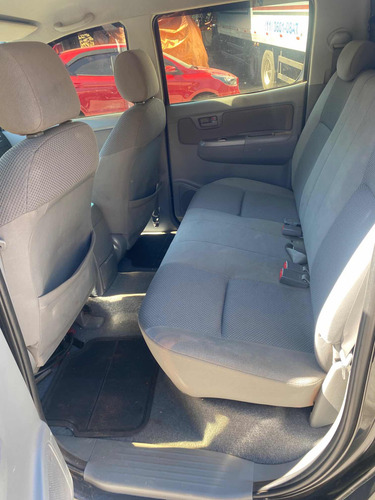 Toyota Hilux 3.0 Srv Cab. Dupla 4x2 4p