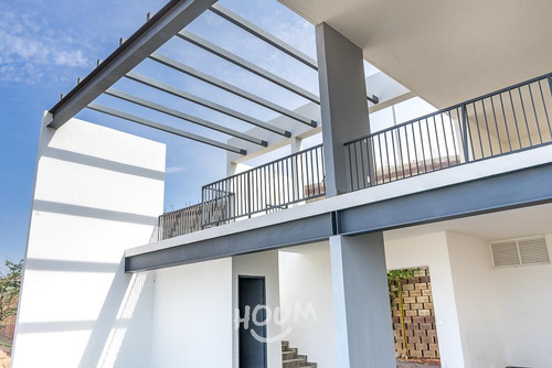Casa En Toluquilla, San Pedro Tlaquepaque Con 2 Recámaras, 81 M², Id: 76452