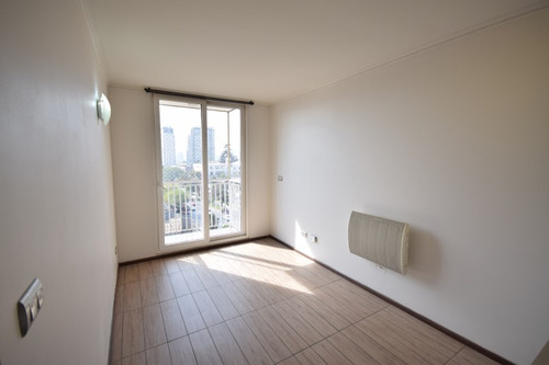 Arriendo Depto Metro Matta-2 Dormitorios-1 Baño-estac. Y Bod