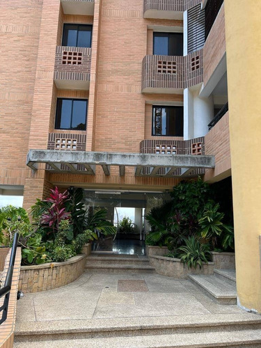 Imagen 2 de 21 de Venta Apartamento Las Chimeneas Valencia 0412-4860923.