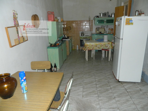 Imagen 9 de 13 de Amplia Casa Céntrica En Las Piedras 3 Dormitorios