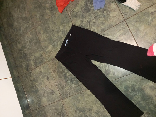 Pantalón 3/4 Negro Tiro Medio De Zara Basic T: 28 Europeo