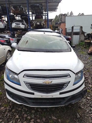 Imagem 1 de 8 de Sucata Chevrolet Onix 1.4 2015/2016 Flex