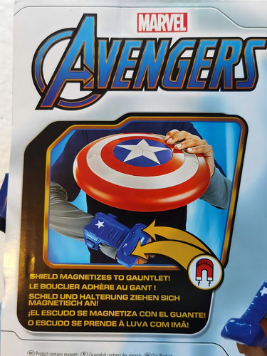 Marvel - Avengers - Escudo e pulseira do Capitão América