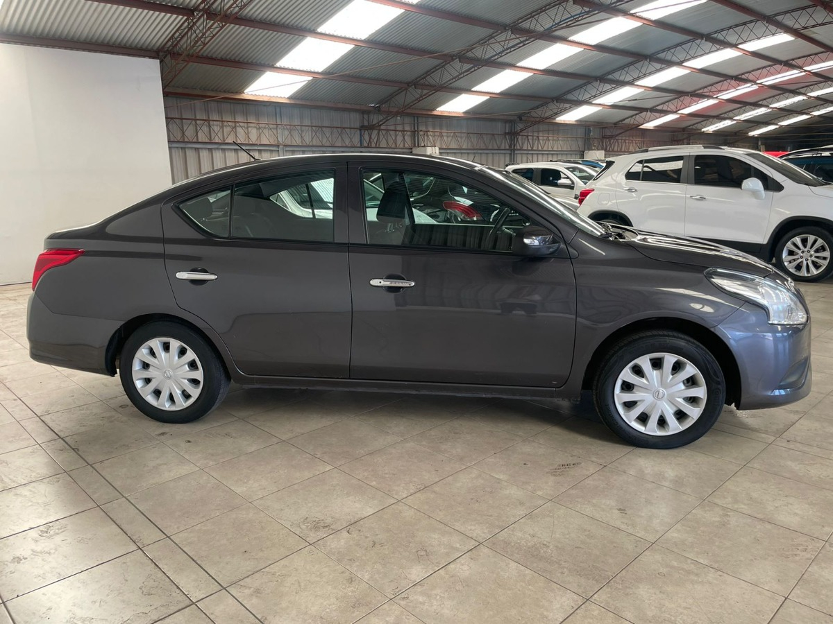 Nissan Versa 1.6 Sense Mt