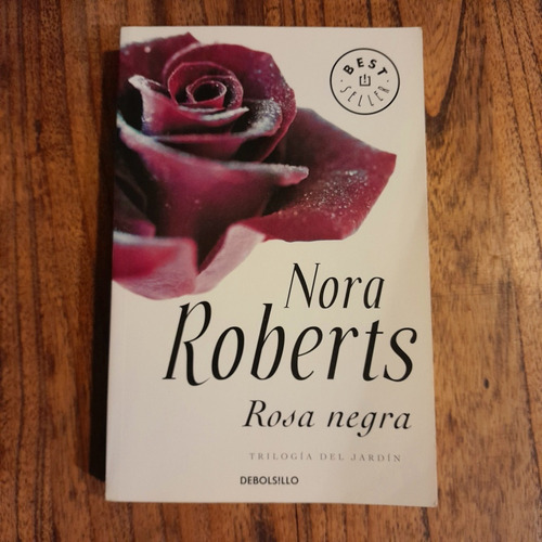 Rosa Negra. Nora Roberts. Nuevo. 