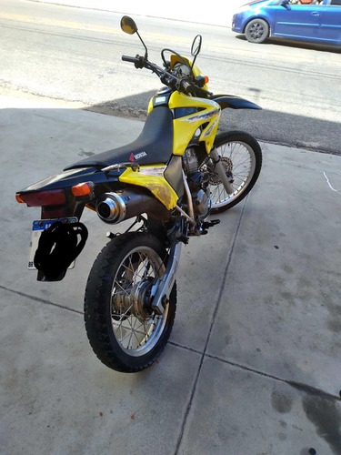 Imagem 1 de 5 de Honda Tornado 250