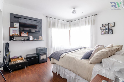 Preciosa Casa En Venta De 4 Dormitorios