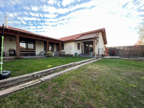 Se Vende Excelente Casa En Adobes De Nogales, Machali