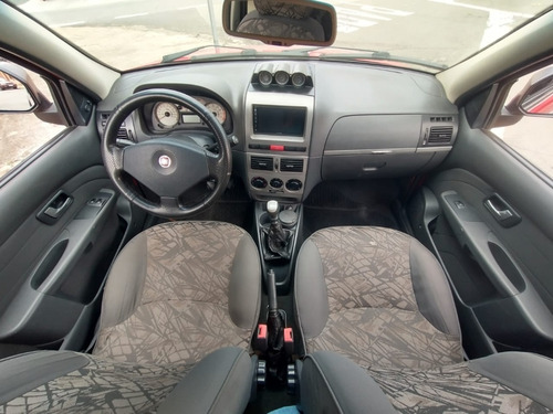 Fiat Strada 1.8 MPI ADVENTURE CE 8V FLEX 2P MANUAL