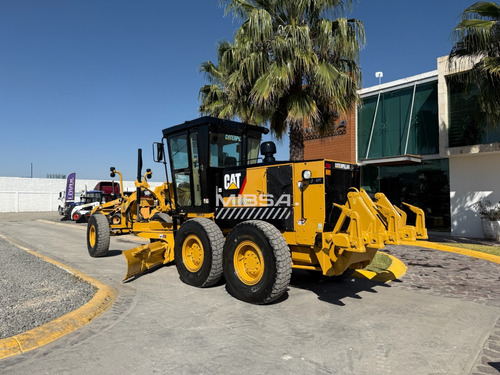 Motoconformadora Caterpillar 2003