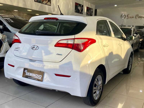 Imagem 5 de 15 de Hyundai Hb20 1.0m Comfor 2015