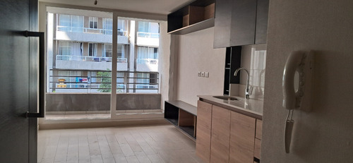 En Arriendo Depto Nuevo A Estrenar De 1d 1b En Lord Cochrane