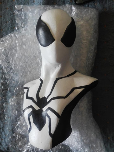 Busto Marvel Spiderman Future Foundation Casi 20cm