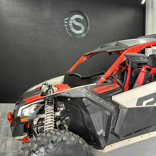 Can Am Maverick X Rc