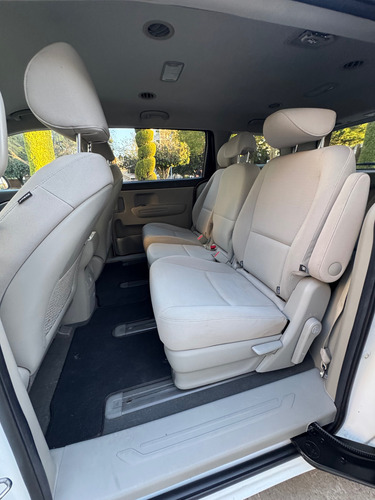 Kia Sedona 2.0 Lx At