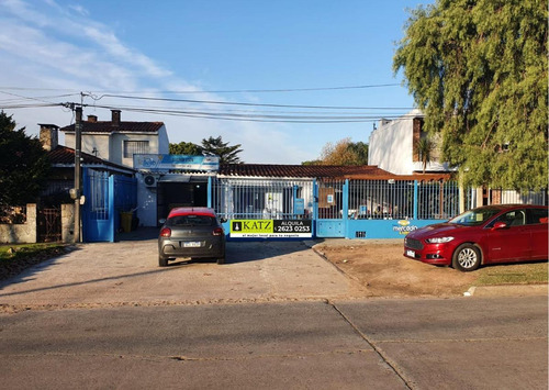 Imagen 2 de 15 de Deposito. Carrasco Prox Av Italia Al Norte