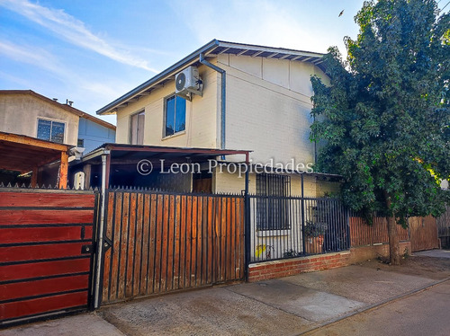 Leon Propiedades Vende Casa En Curacaví Centro.