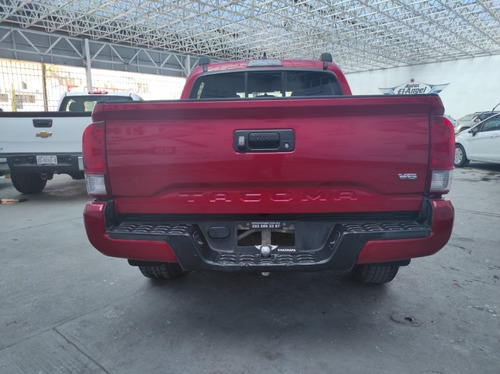 Imagen 5 de 9 de Toyota Tacoma 2016