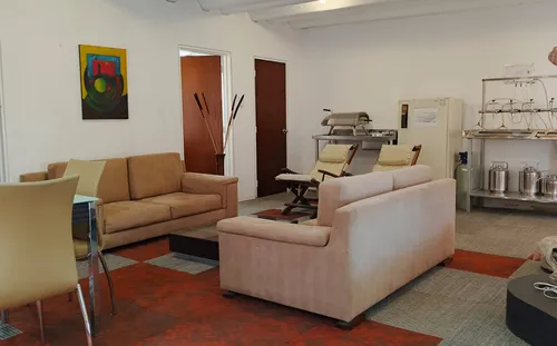 Comercial (casa Para Comercio) En Arriendo/venta En Rosales. Cod A10260135